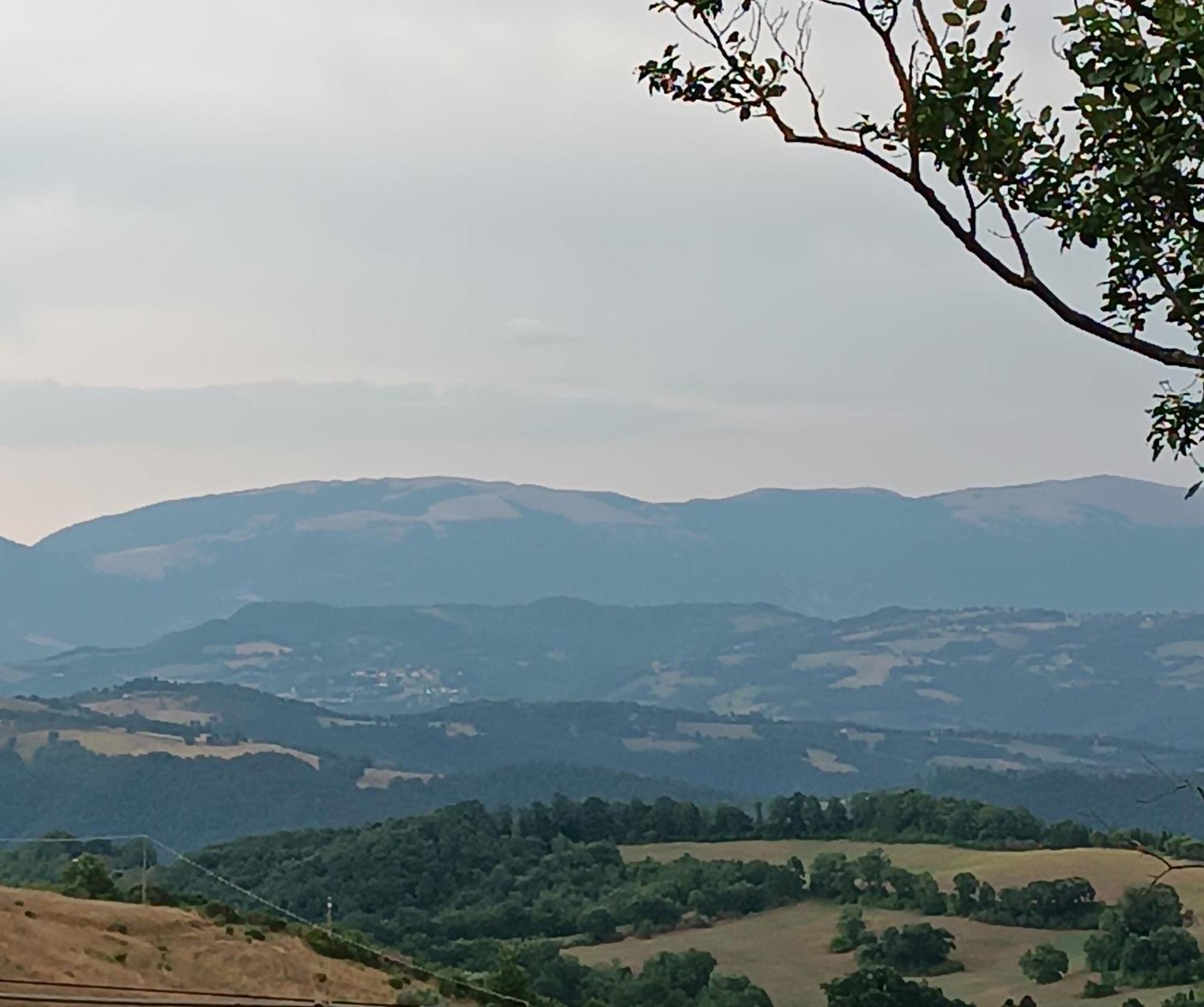 Willa La Brocca Di Valdichiascio Gubbio Zewnętrze zdjęcie